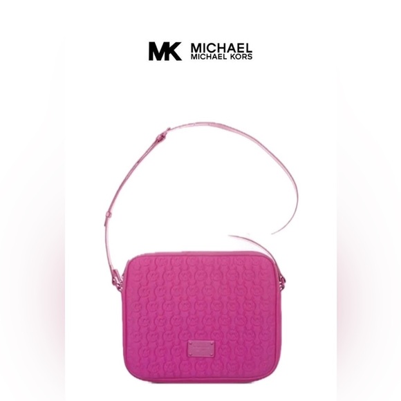 MICHAEL Michael Kors IPad/Tablet/Mini Laptop Neoprene Pink Crossbody Bag - Picture 2 of 15